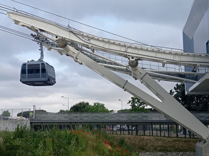 Toulouse urban aerial ropeway system