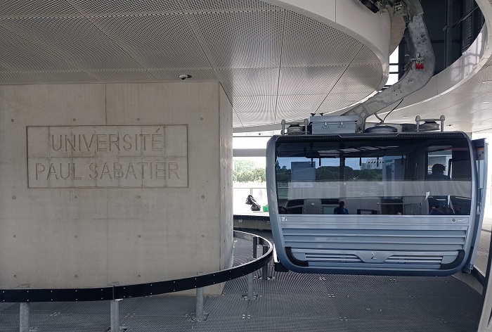 Toulouse urban aerial ropeway system